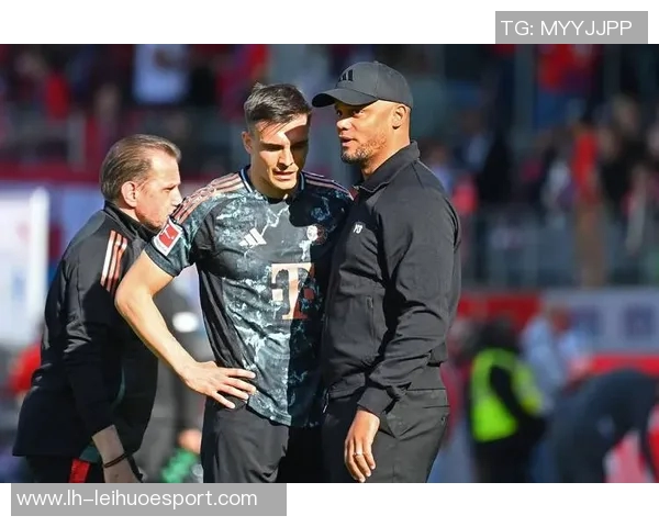 法尔克透露拜仁与于帕续约谈判焦点在于薪资问题球员渴望提高收入 法尔克透露拜仁与于帕续约谈判焦点在于薪资问题球员渴望提高收入