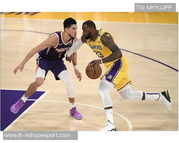 布克承认犯规认为詹姆斯未必能投中关键球