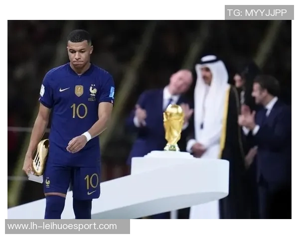 姆巴佩：在世界杯为国家队出战是荣幸我渴望成为最优秀的自己