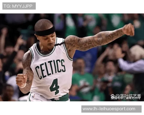 老哥你又胖了美记与绿军传奇安东尼沃克合影引发热议